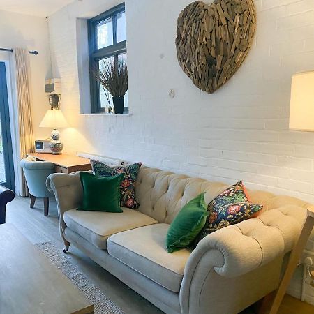 Villa The Coach House - Bornemouth Extérieur photo